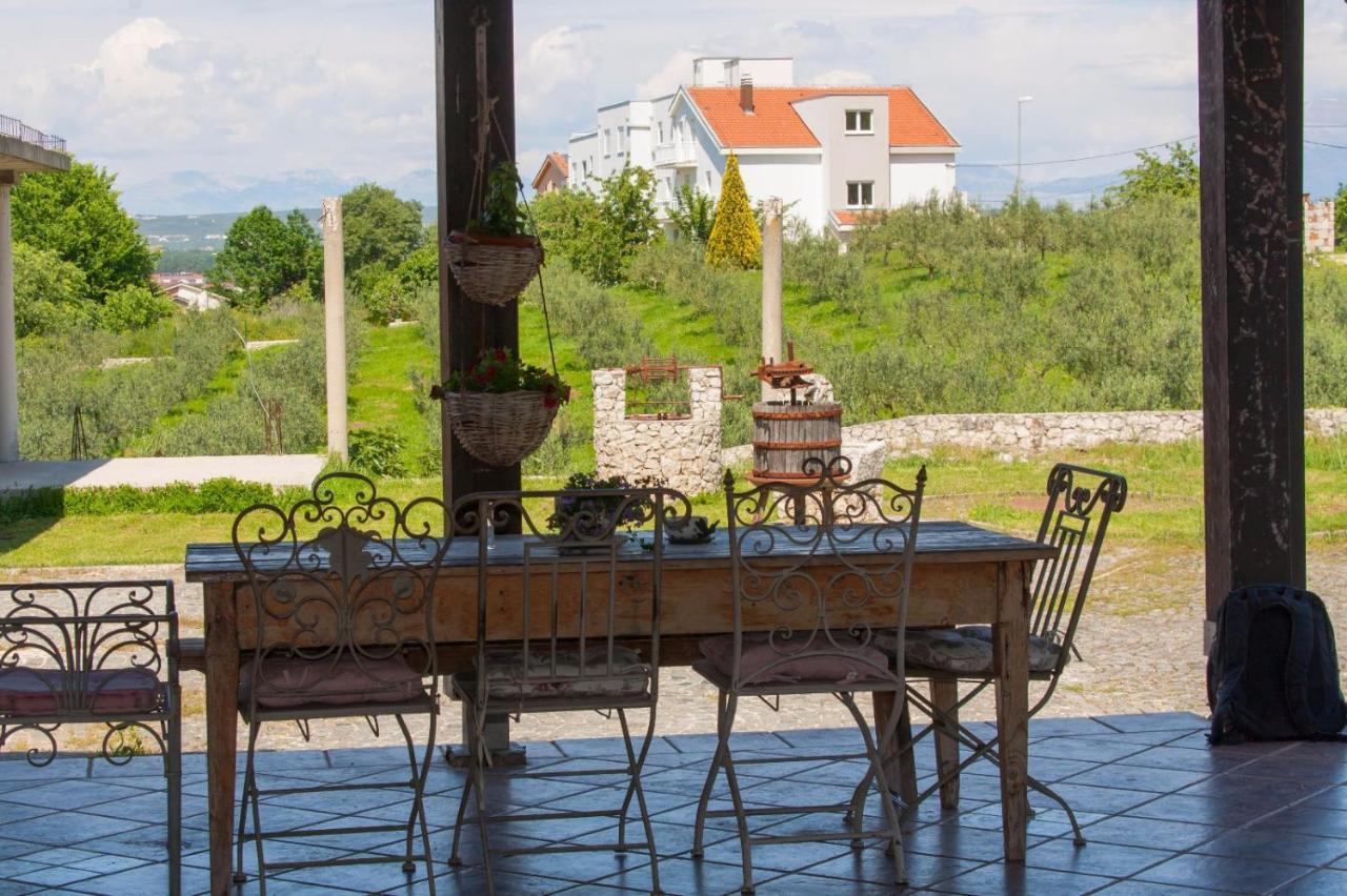 Pansion Ruzic Hotel Medjugorje Ngoại thất bức ảnh